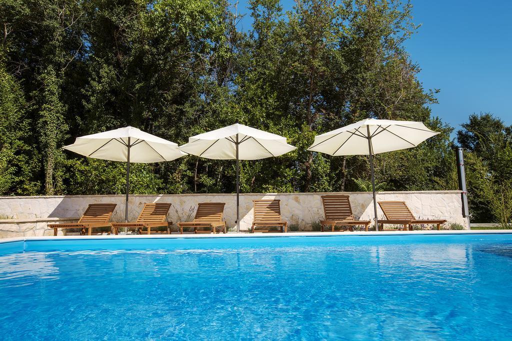 Residence Mediterraneo II Baška Eksteriør billede