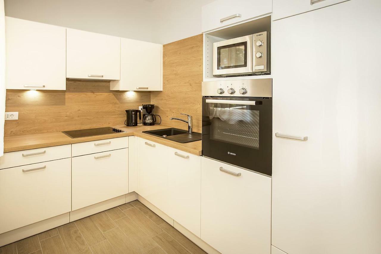 Residence Mediterraneo II Baška Eksteriør billede
