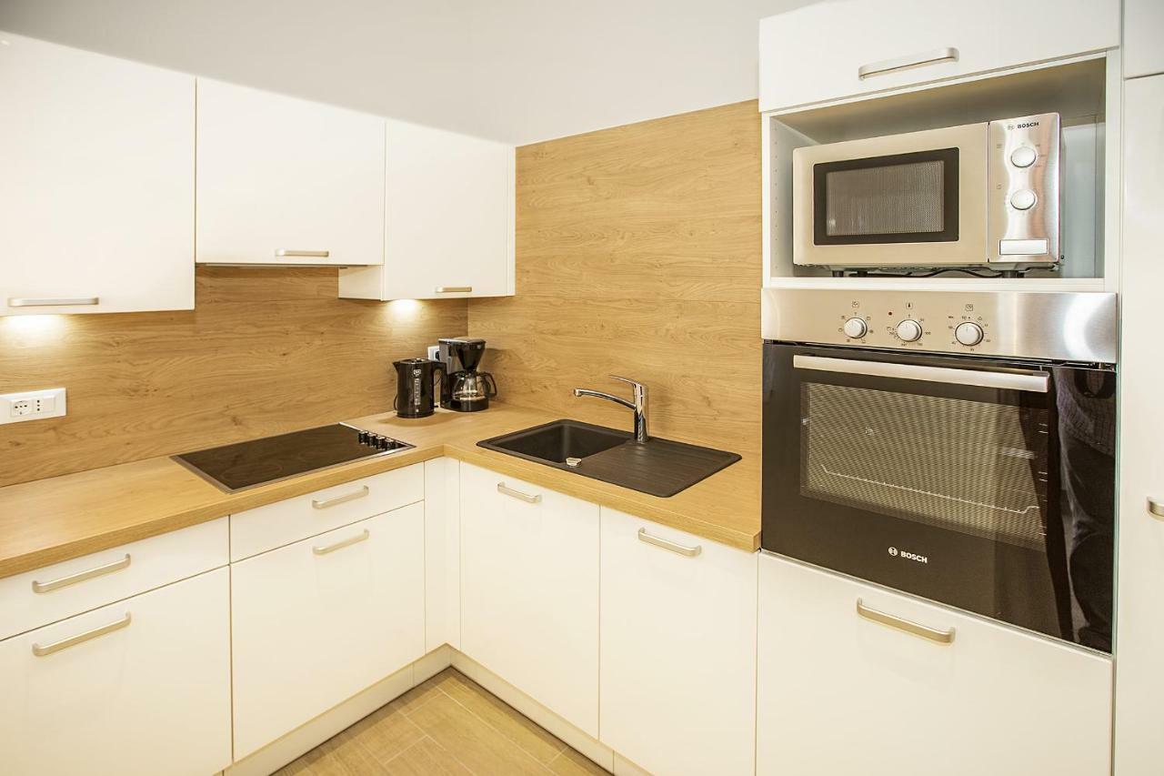 Residence Mediterraneo II Baška Eksteriør billede